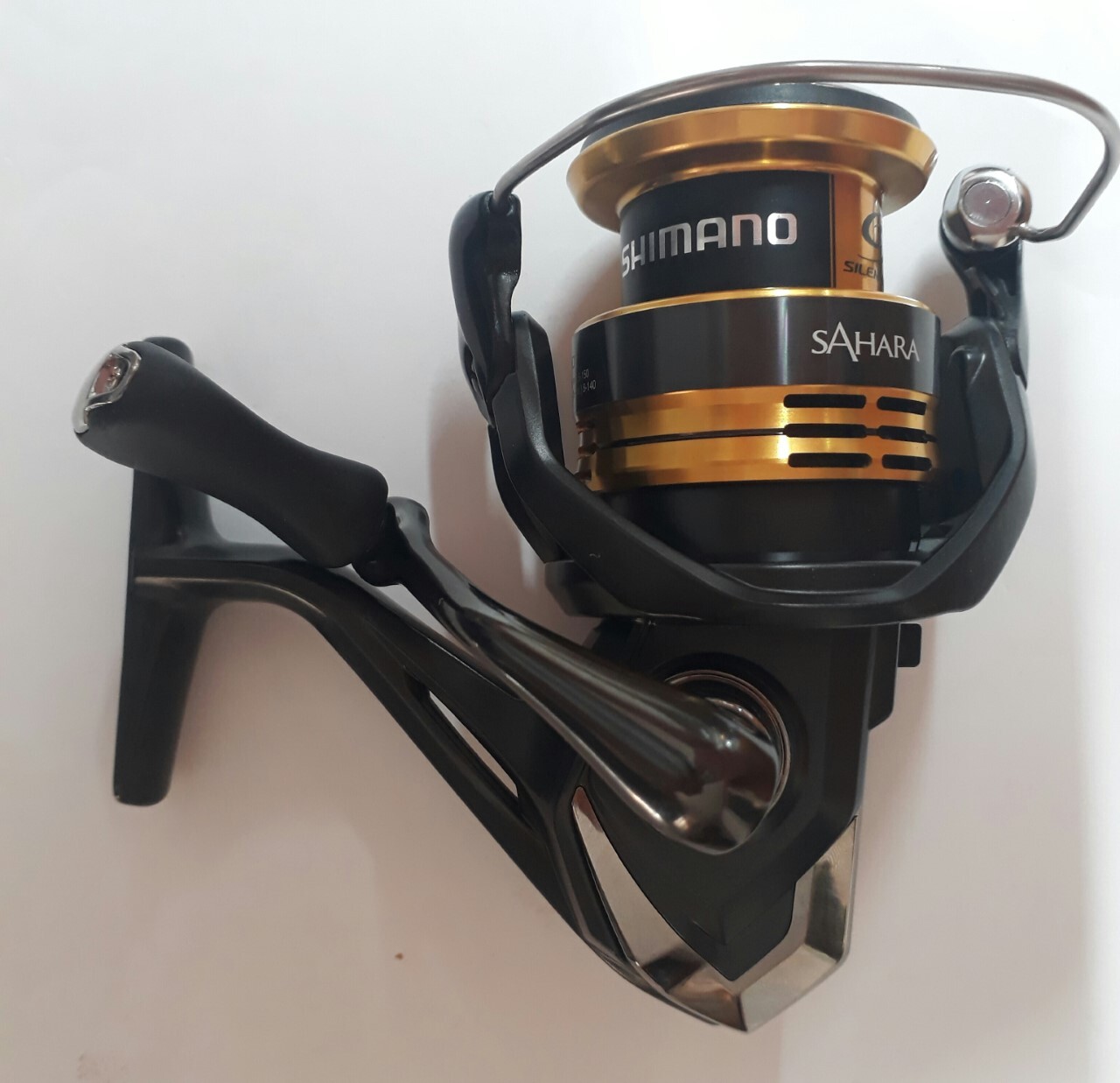 SHIMANO SAHARA 2500 FJ SPIN REEL